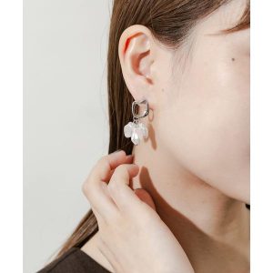 SMELLY パールスウェイピアス