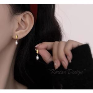 ピアス 18金 仕上げ 小ぶり パール 揺れる 韓国ファッション アレルギー対応 ポイント消化 誕生日 母の日 プレゼント
